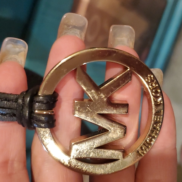 BLACK MICHAEL KORS BLACK WITH GOLD TRIM - Picture 4 of 11